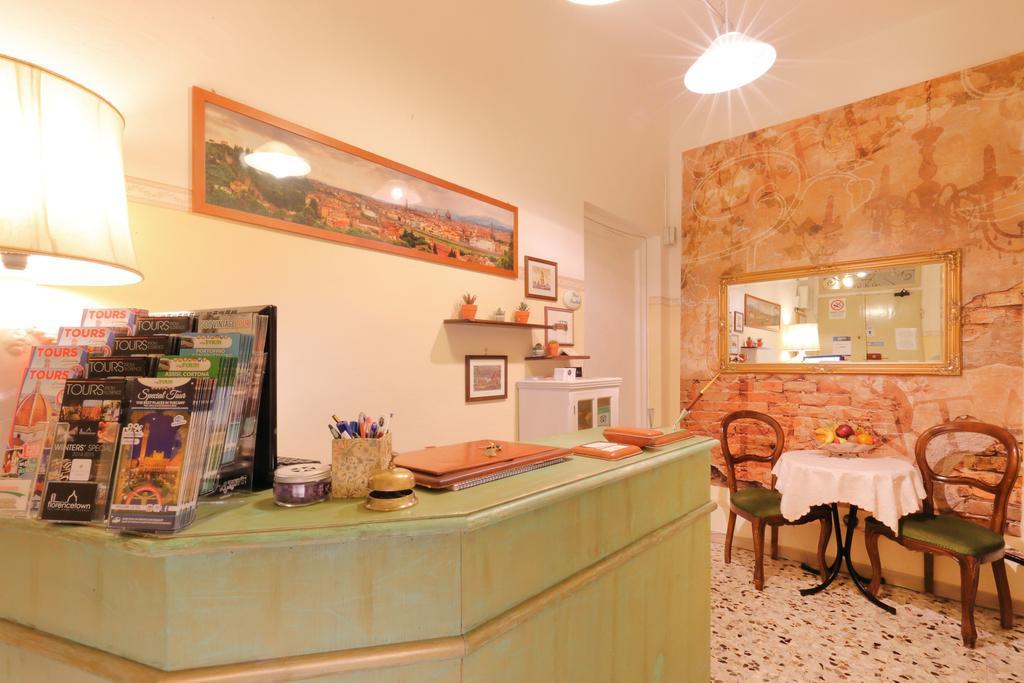 Tourist House Duomo Hotel Florence Buitenkant foto