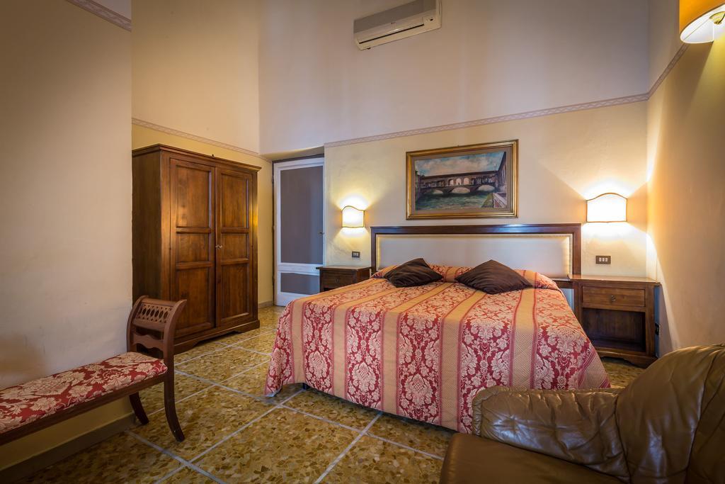 Tourist House Duomo Hotel Florence Buitenkant foto