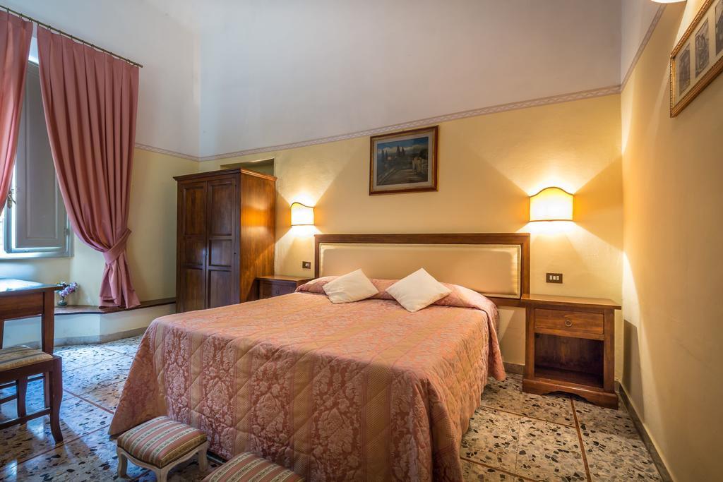 Tourist House Duomo Hotel Florence Buitenkant foto