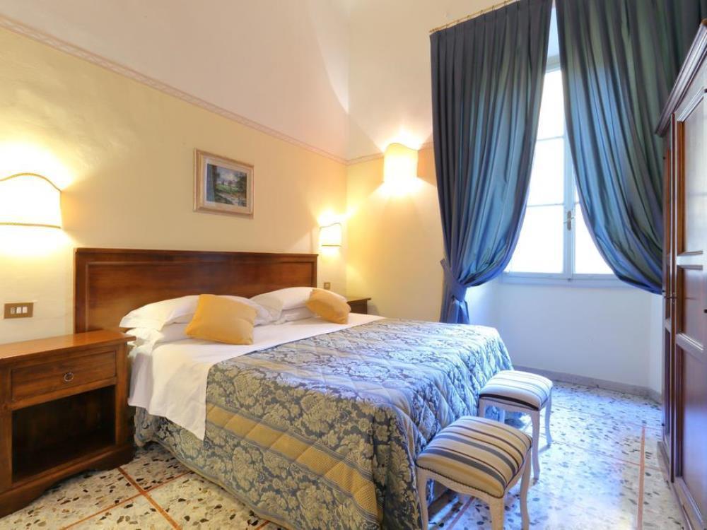 Tourist House Duomo Hotel Florence Buitenkant foto